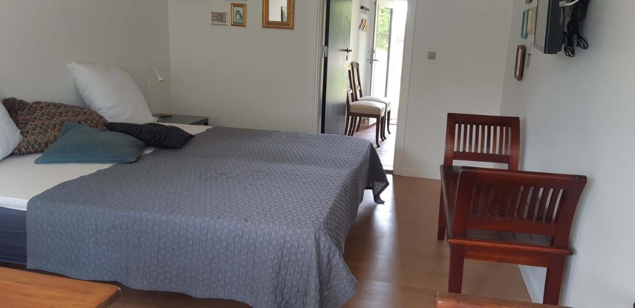 Bed and Breakfast Karens Bakke 2 Glesborg Esterno foto